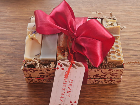 Farmhouse Holiday Gift Set